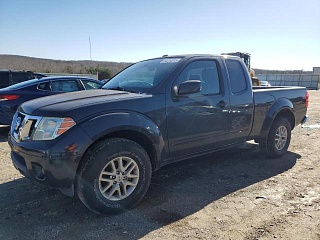 NISSAN FRONTIER SV 2014