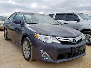 TOYOTA CAMRY HYBRID 2012