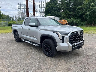 TOYOTA TUNDRA DOUBLE CAB LIMITED 2022