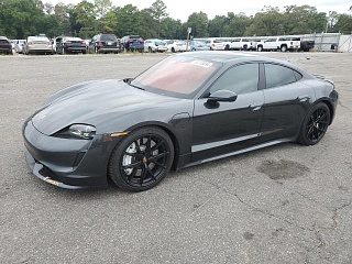 PORSCHE TAYCAN TURBO 2021