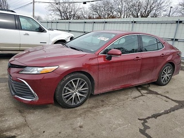 TOYOTA CAMRY XLE 2022