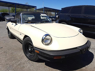 1987 ALFA ROMEO SPIDER GRADUATE