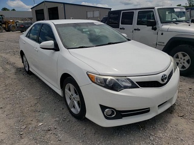 TOYOTA CAMRY L 2013