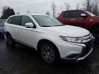 MITSUBISHI OUTLANDER SE 2018