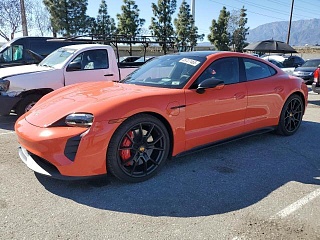 PORSCHE TAYCAN GTS 2024