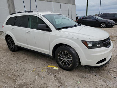 DODGE JOURNEY SE 2018
