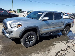 TOYOTA TACOMA DOUBLE CAB 2017