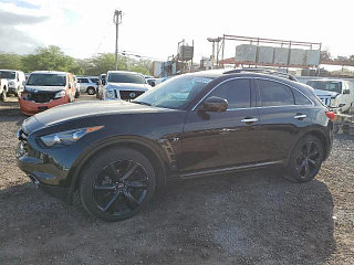 INFINITI QX70 2015