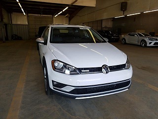 VOLKSWAGEN GOLF ALLTRACK S 2017