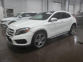 MERCEDES-BENZ GLA 250 4MATIC 20155