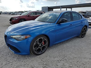 ALFA ROMEO GIULIA TI 2023