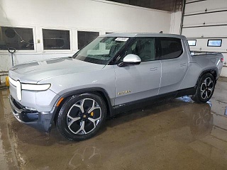RIVIAN R1T LAUNCH EDITION 2022