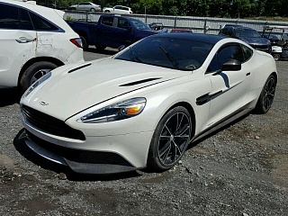 ASTON MARTIN VANQUISH