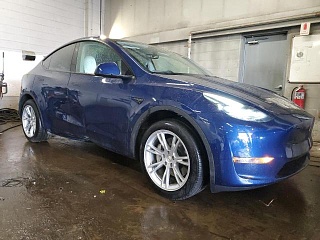 TESLA MODEL Y 2024
