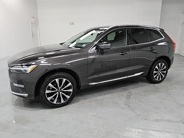 VOLVO XC60 PLUS 2022