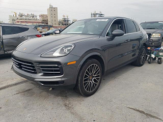 PORSCHE CAYENNE 2019