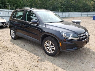 VOLKSWAGEN TIGUAN S 2015