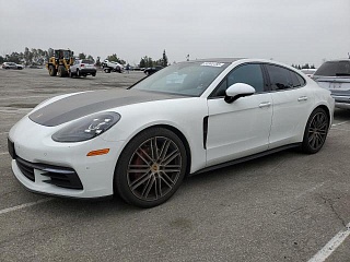 PORSCHE PANAMERA 4 2018