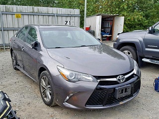 TOYOTA CAMRY LE 2016