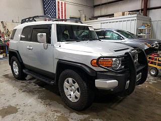 TOYOTA FJ CRUISER 2008