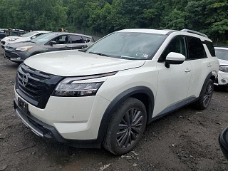 NISSAN PATHFINDER SL 2023