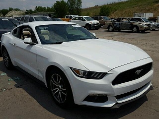 FORD MUSTANG 2015