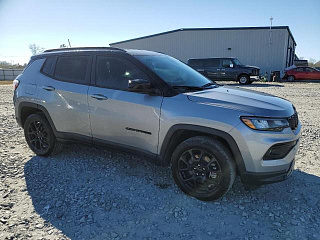 JEEP COMPASS LATITUDE 2023