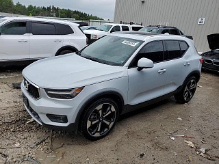 VOLVO XC40 T5 MOMENTUM 2019