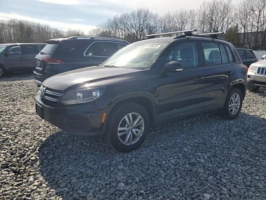 VOLKSWAGEN TIGUAN S 2015